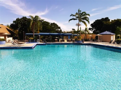 10456 NW 24th Place Sunrise FL 33322