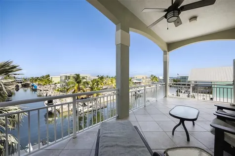 1515 Aqueduct Lane Key Largo FL 33037
