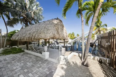 1515 Aqueduct Lane Key Largo FL 33037