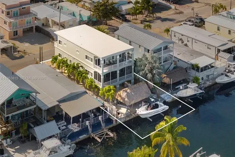 1515 Aqueduct Lane Key Largo FL 33037