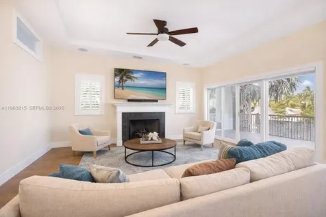 1515 Aqueduct Lane Key Largo FL 33037