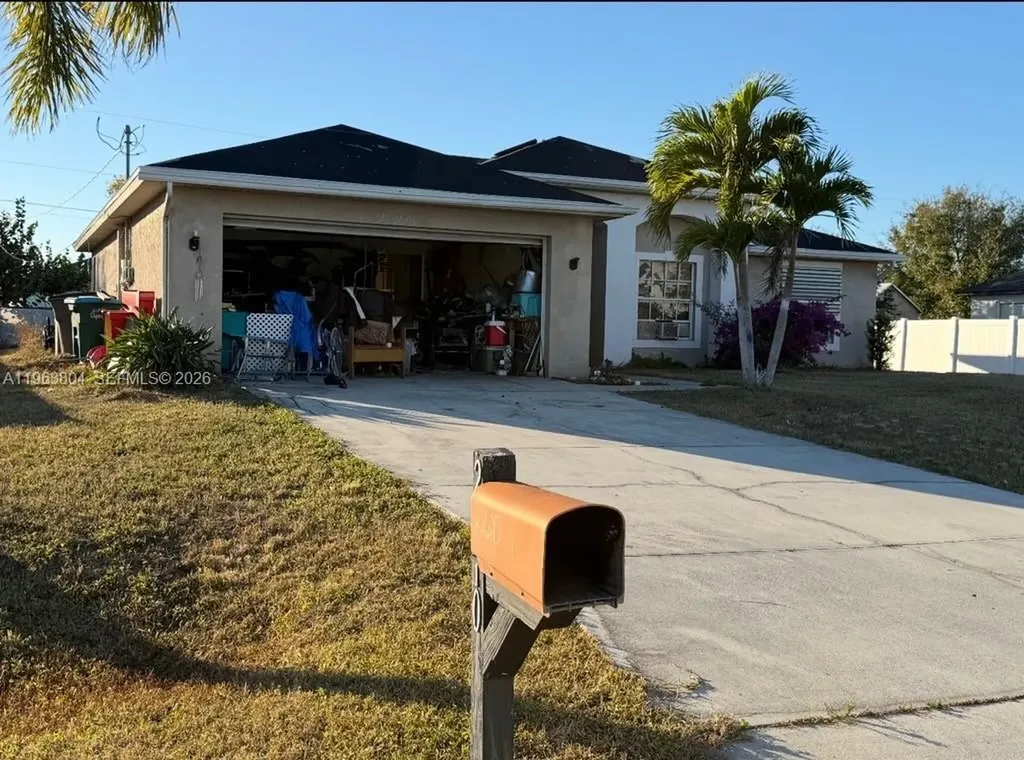 2610 SW 1st Avenue Cape Coral FL 33914