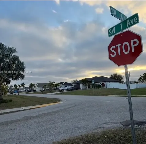 2610 SW 1st Avenue Cape Coral FL 33914