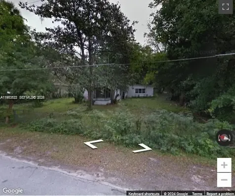 331 NE 9 Avenue Ocala FL 34470