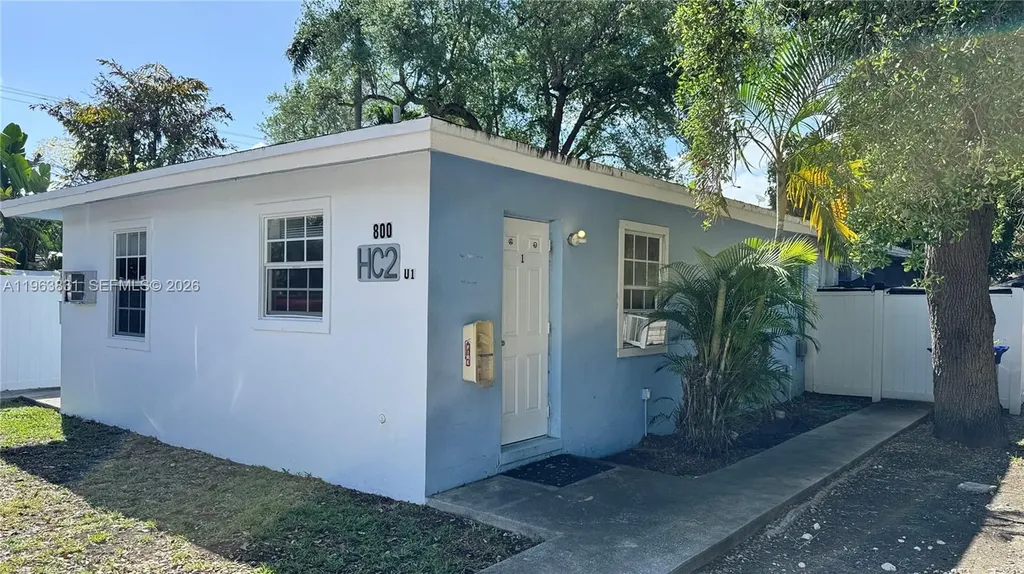 800 SE 15th Street Fort Lauderdale FL 33316