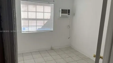 800 SE 15th Street Fort Lauderdale FL 33316