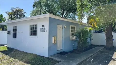 800 SE 15th Street Fort Lauderdale FL 33316