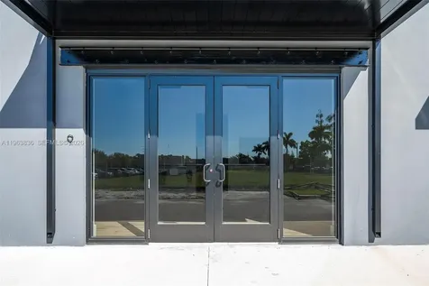 1930 N 30th Road Hollywood FL 33021