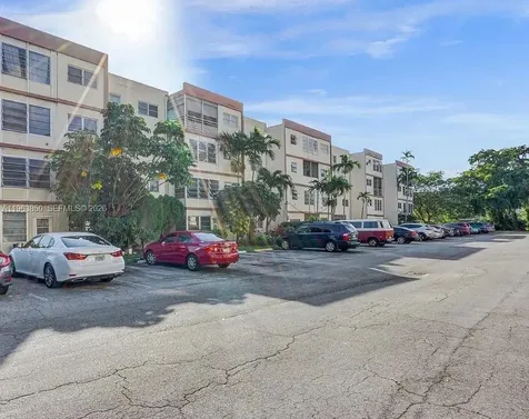 4047 NW 16 Lauderhill FL 33313