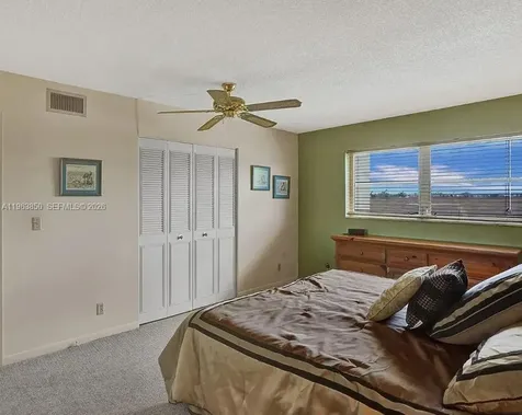 4047 NW 16 Lauderhill FL 33313