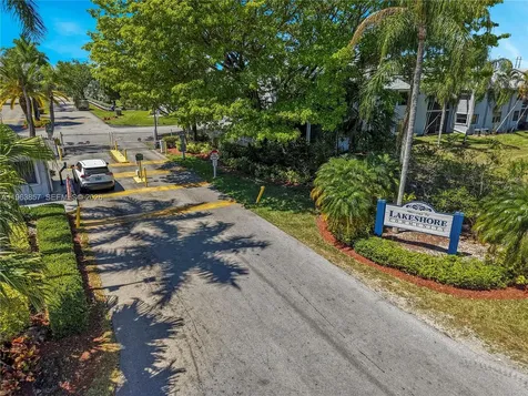 980 Constitution Drive Homestead FL 33034