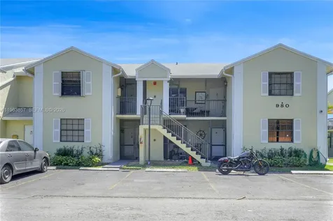 980 Constitution Drive Homestead FL 33034