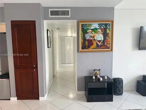 8821 W Flagler Street Miami FL 33174