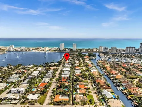840 S Southlake Drive Hollywood FL 33019