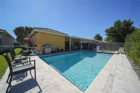 9071 SW 208th Terrace Cutler Bay FL 33189