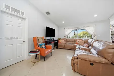 9071 SW 208th Terrace Cutler Bay FL 33189