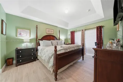 9071 SW 208th Terrace Cutler Bay FL 33189