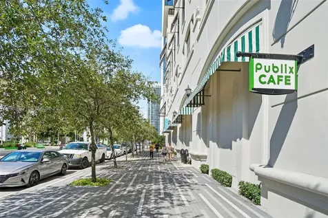 999 SW 1st Avenue Miami FL 33130