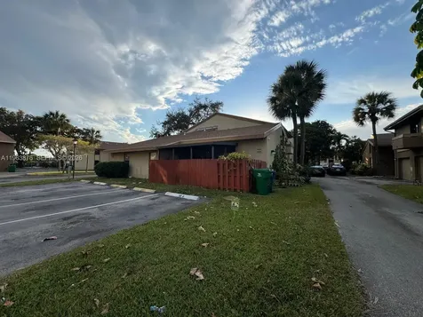 3020 E Missionwood Lane Miramar FL 33025