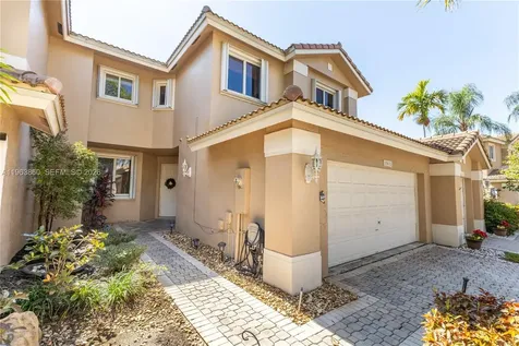 15832 SW 10th Street Pembroke Pines FL 33027