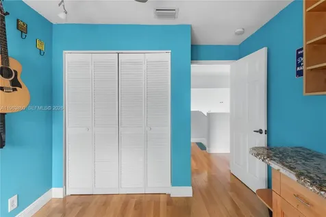 15832 SW 10th Street Pembroke Pines FL 33027