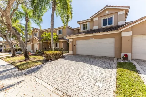 15832 SW 10th Street Pembroke Pines FL 33027