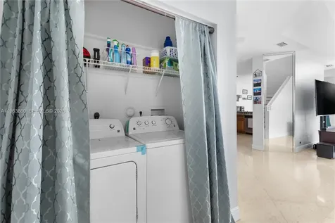 15832 SW 10th Street Pembroke Pines FL 33027