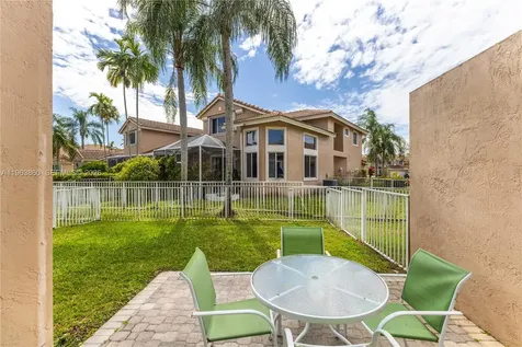 15832 SW 10th Street Pembroke Pines FL 33027