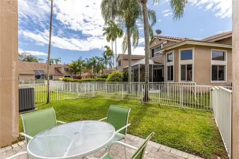 15832 SW 10th Street Pembroke Pines FL 33027