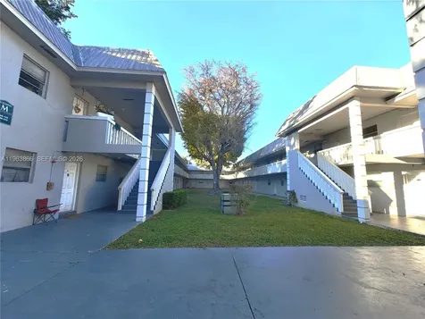 17255 SW 95th Avenue Palmetto Bay FL 33157