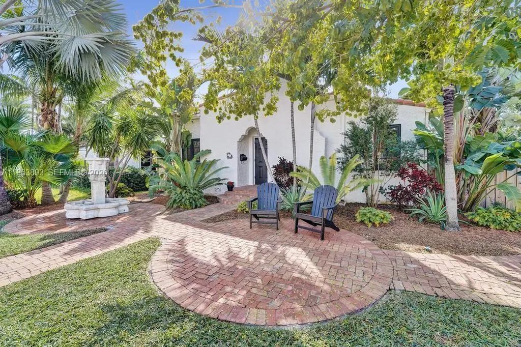 1028 Tyler Street Hollywood FL 33019