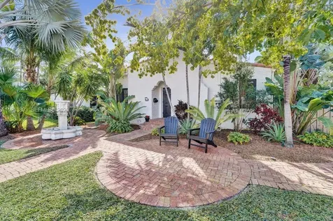 1028 Tyler Street Hollywood FL 33019