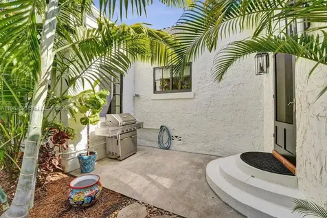 1028 Tyler Street Hollywood FL 33019