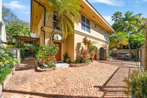 3197 Virginia Street Miami FL 33133