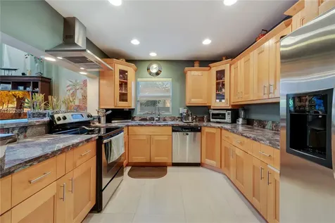 3197 Virginia Street Miami FL 33133