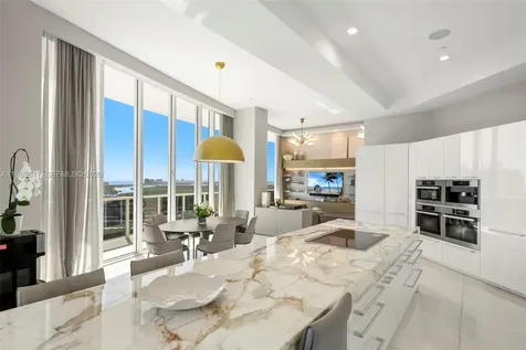 4100 Island Boulevard Aventura FL 33160