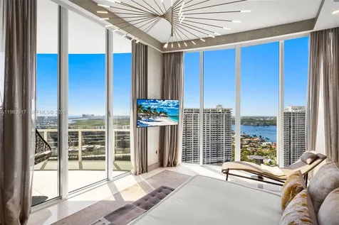 4100 Island Boulevard Aventura FL 33160