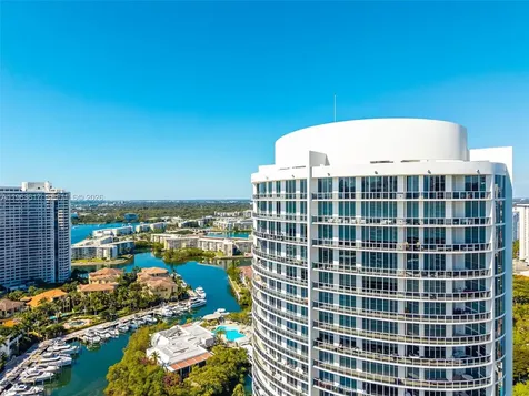 4100 Island Boulevard Aventura FL 33160