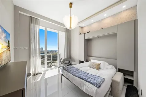 4100 Island Boulevard Aventura FL 33160