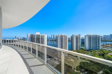 4100 Island Boulevard Aventura FL 33160