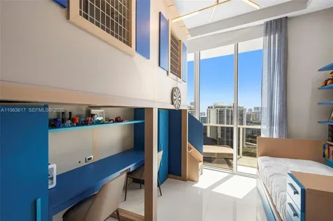 4100 Island Boulevard Aventura FL 33160