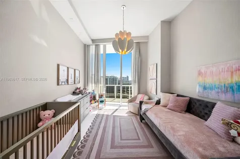 4100 Island Boulevard Aventura FL 33160