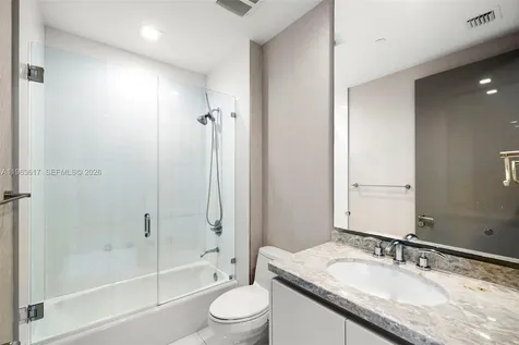 4100 Island Boulevard Aventura FL 33160
