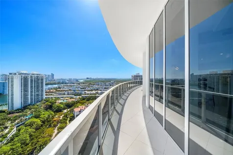 4100 Island Boulevard Aventura FL 33160