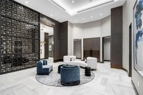 4100 Island Boulevard Aventura FL 33160