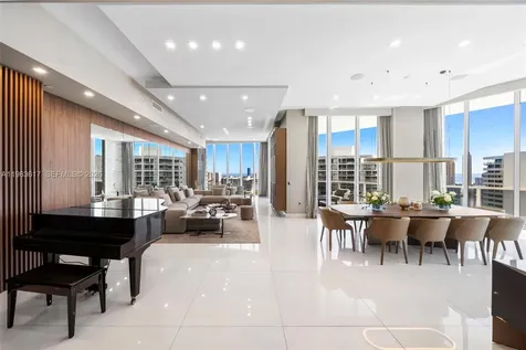 4100 Island Boulevard Aventura FL 33160