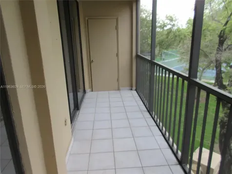 8025 SW 107 Avenue Miami FL 33173
