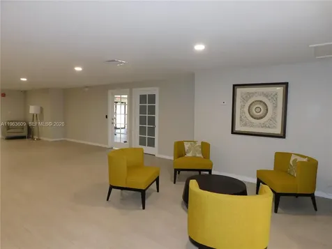 8025 SW 107 Avenue Miami FL 33173
