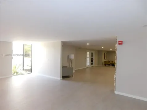 8025 SW 107 Avenue Miami FL 33173