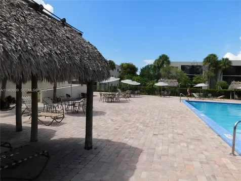 8025 SW 107 Avenue Miami FL 33173
